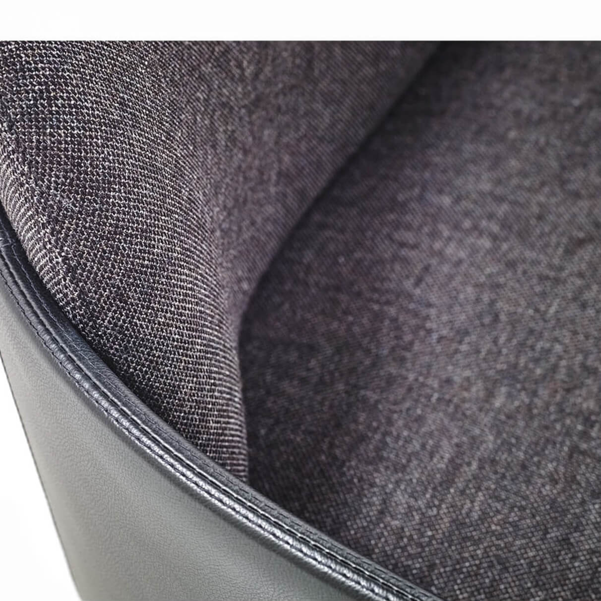 Merwyn Sofa Main 5