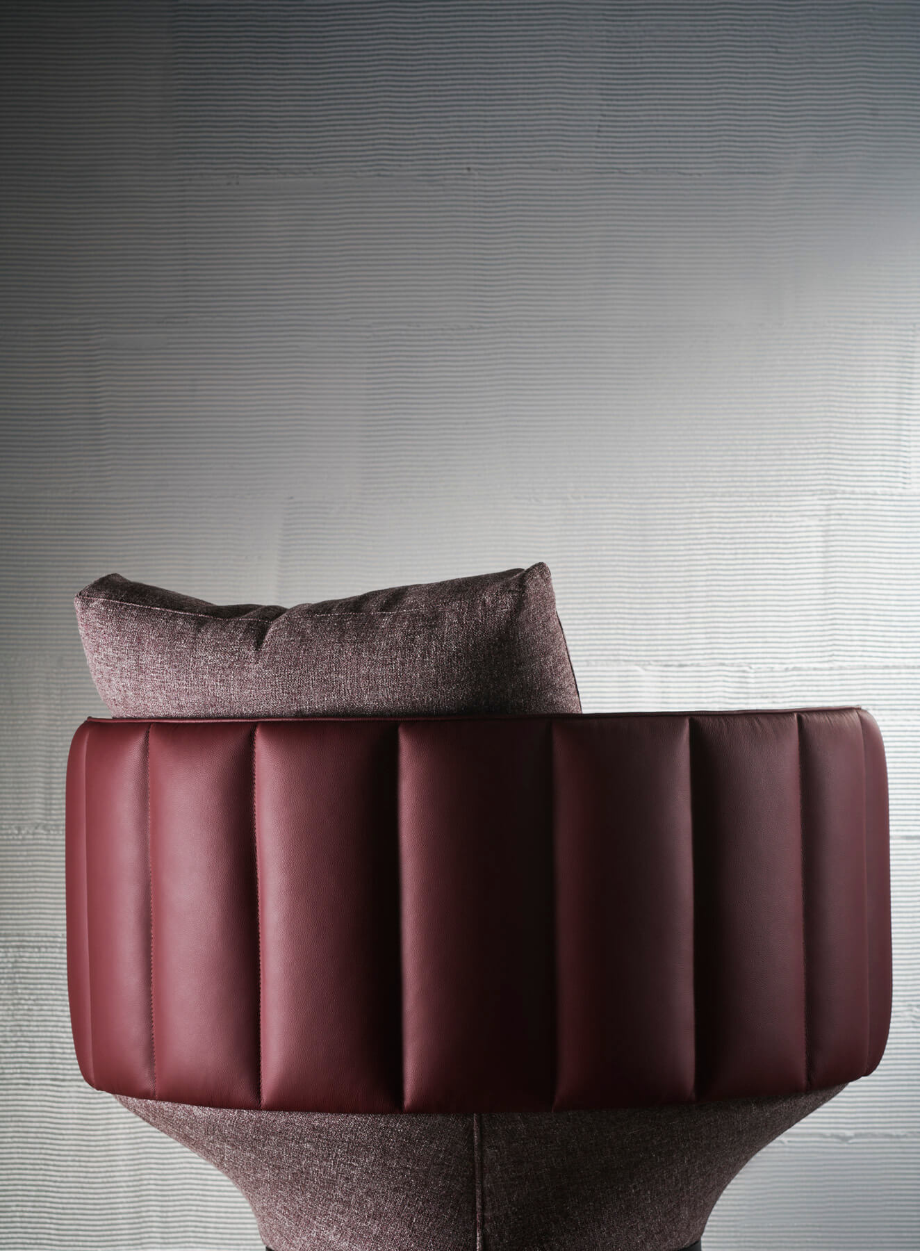 Paradise Bird Fullback Armchair 4