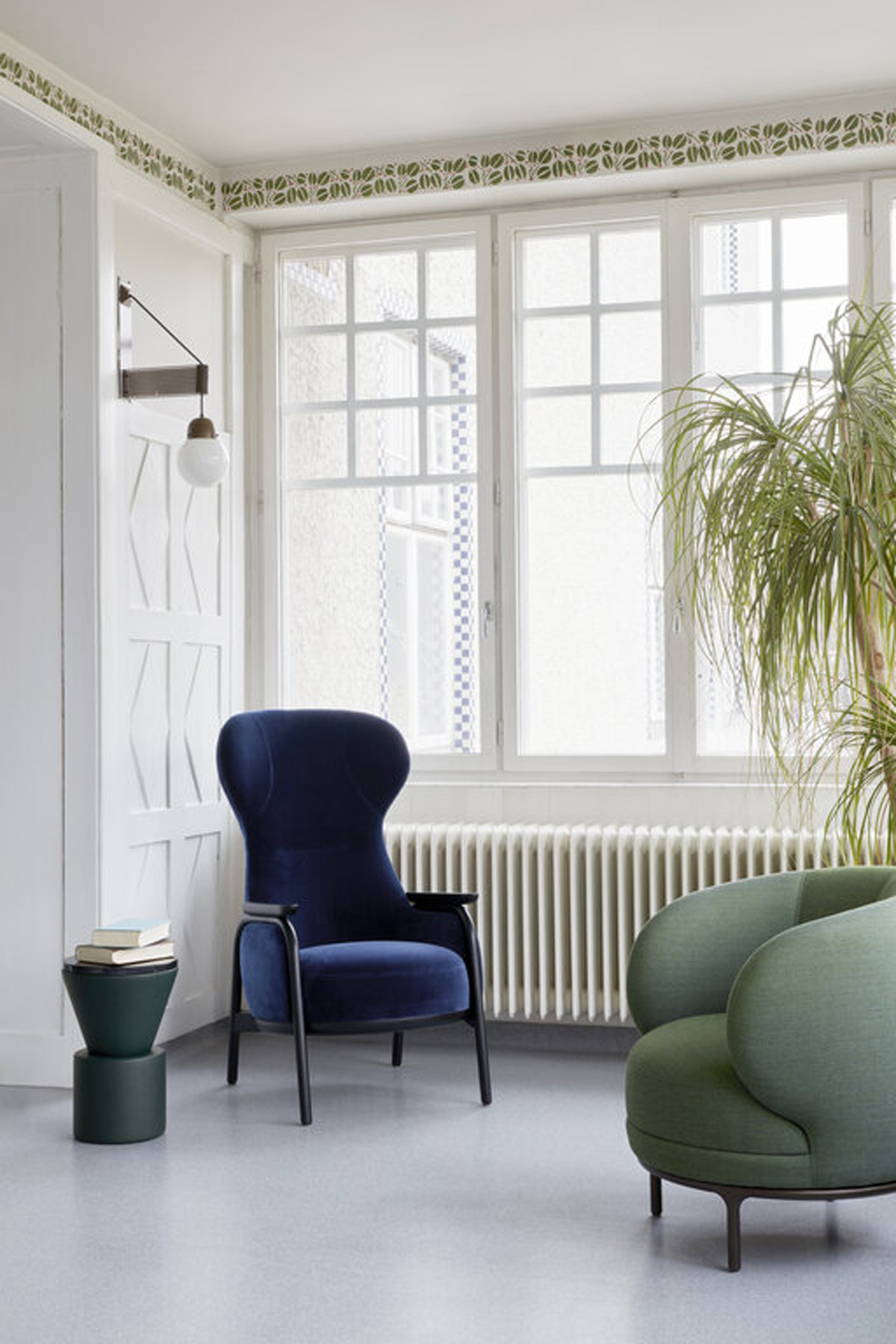 Vuelta High Back Chair 2